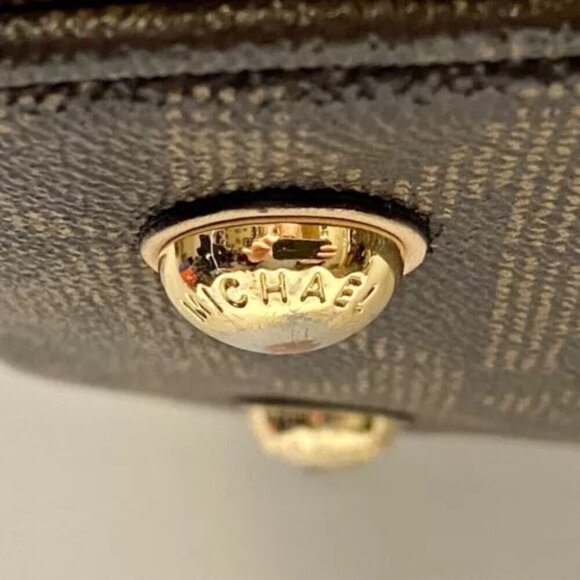 Michael Kors Signature Jet Set East West Top Zip Tote Brown Khaki Saffiano EUC - Picture 13 of 15